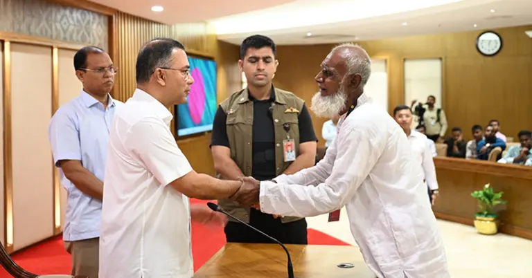 নিয়োগপ্রাপ্ত প্রদান করেছেন প্রধানমন্ত্রী তারেক রহমান